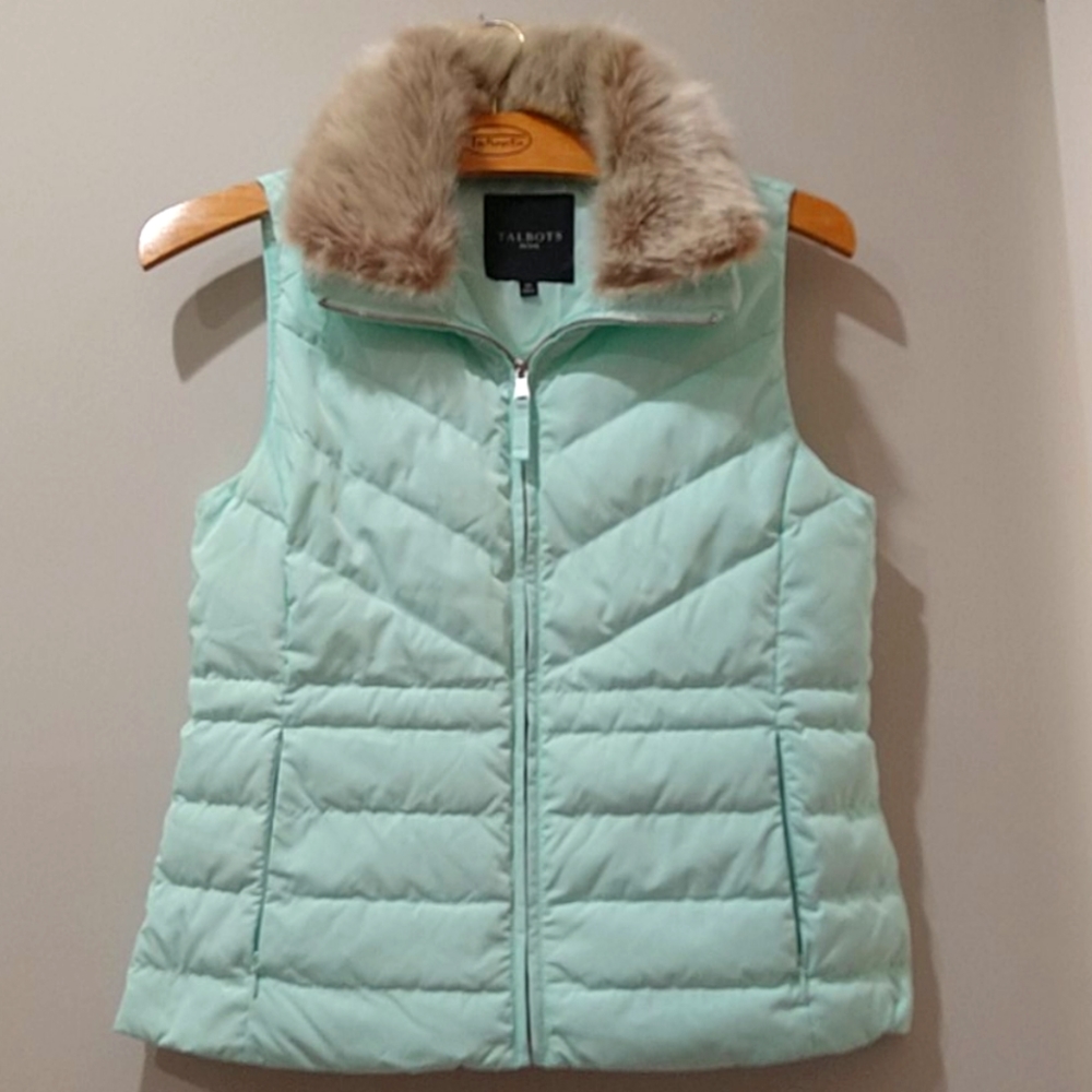 Mint green Puffer vest faux fur collar